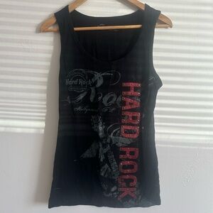 Hard Rock Cafe Women's Black and Red Tank Top